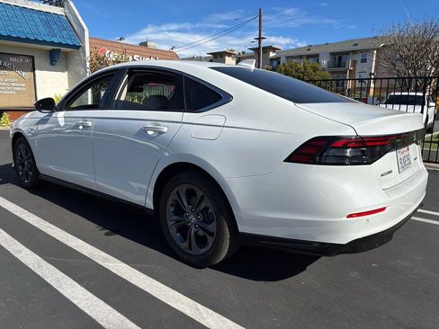 Used 2024 Honda Accord EX-L image 5