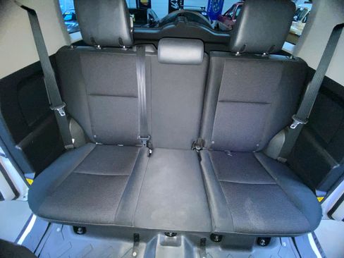 Used 2014 Toyota FJ Cruiser 4WD image 12