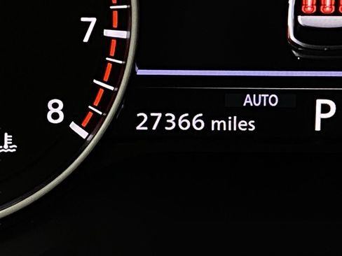 Certified 2024 Nissan Pathfinder SV AWD/4WD image 16