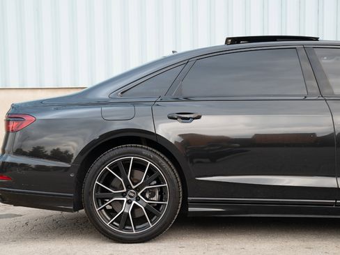 Used 2021 Audi A8 L 3.0T w/ Executive Plus Package image 12