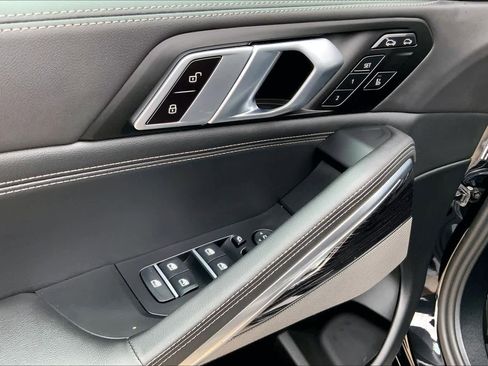 New 2026 BMW X6 xDrive40i AWD/4WD image 17