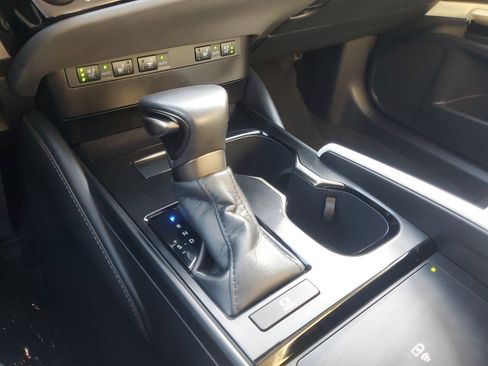 Used 2025 Lexus ES 350 ES 350 w/ Premium Package image 35