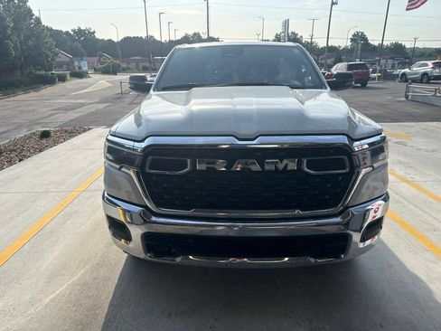 Used 2025 RAM 1500 Big Horn AWD/4WD image 8