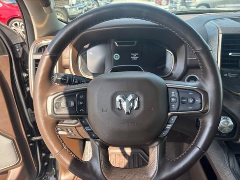 Used 2025 RAM 1500 Limited AWD/4WD image 29