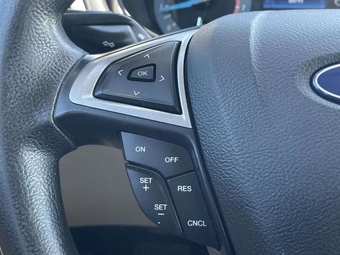Used 2018 Ford Fusion SE FWD image 23