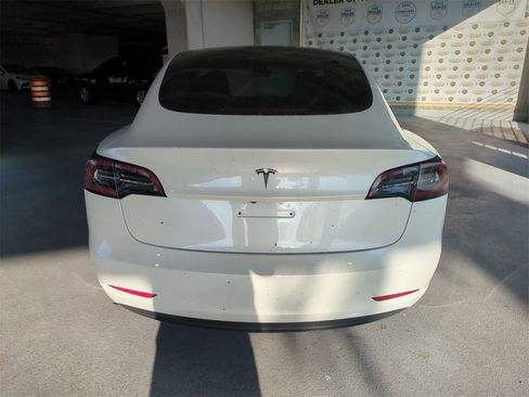 Used 2022 Tesla Model 3 Long Range image 6