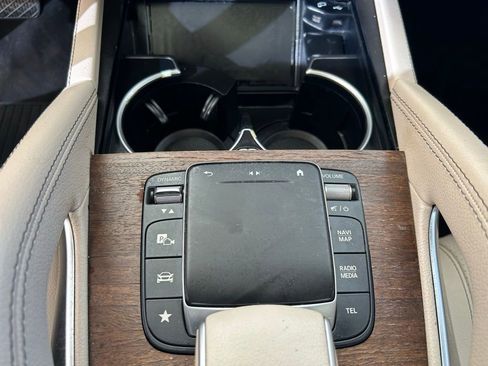 Used 2021 Mercedes-Benz GLE 350 image 34