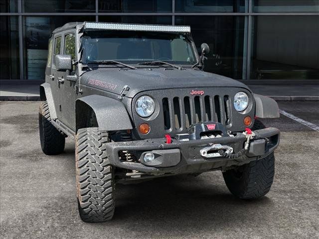 Used 2013 Jeep Wrangler Unlimited Rubicon AWD/4WD image 2