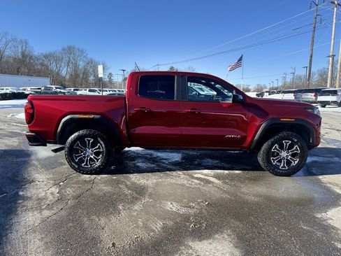 Used 2023 GMC Canyon AT4 w/ AT4 Premium Package image 7