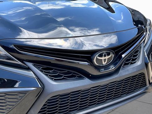 Used 2023 Toyota Camry SE FWD image 28