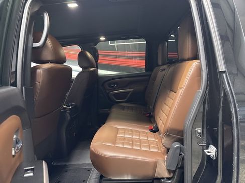 Used 2023 Nissan Titan Platinum Reserve w/ Moonroof Package image 15