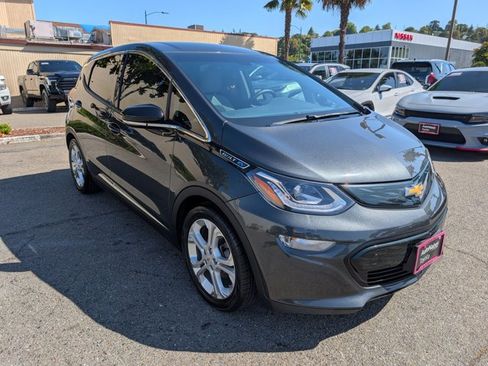 Used 2019 Chevrolet Bolt LT FWD image 3