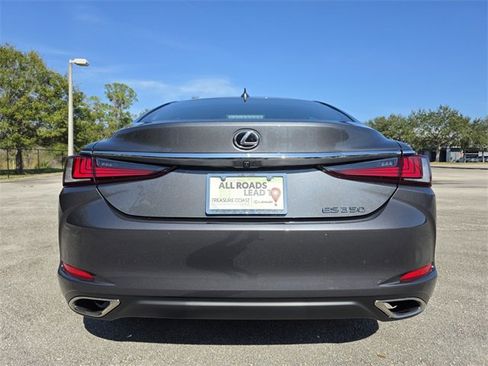 New 2025 Lexus ES 350 w/ Premium Package image 4