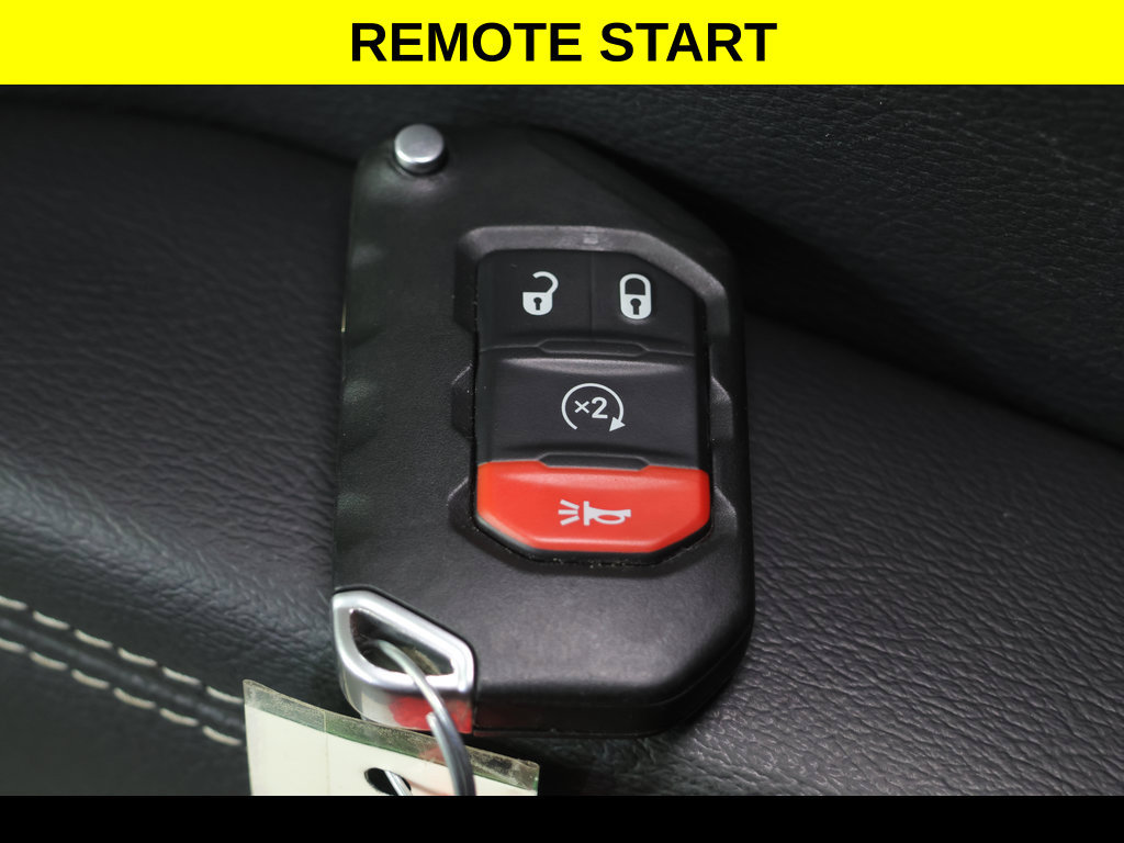 Used 2022 Jeep Wrangler Unlimited Sahara AWD/4WD image 9