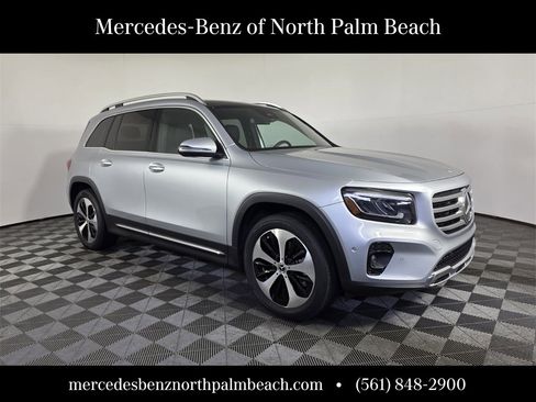 Used 2025 Mercedes-Benz GLB 250 image 8