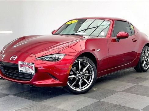 Used 2023 MAZDA MX-5 Miata Grand Touring w/ Weather Package RWD image 11