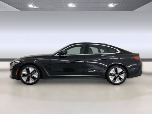 Used 2024 BMW i4 eDrive40 w/ Convenience Package image 2