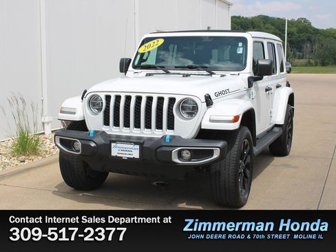Used 2022 Jeep Wrangler Unlimited Sahara w/ Cold Weather Group AWD/4WD image 24
