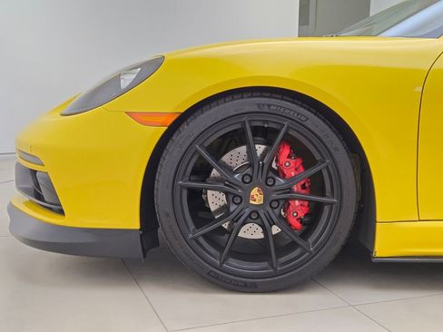 Used 2018 Porsche 718 Cayman GTS RWD image 13