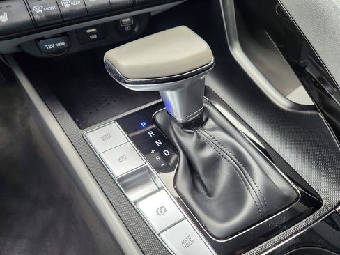 Certified 2023 Hyundai Elantra SEL w/ Convenience Package image 35