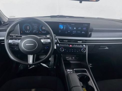 Used 2025 Hyundai Sonata SEL FWD image 19