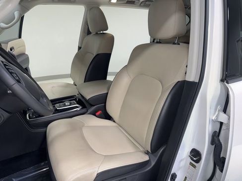 Used 2024 INFINITI QX80 Premium Select w/ Cargo Package image 17