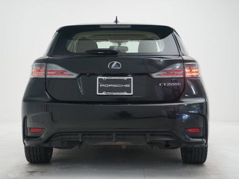 Used 2017 Lexus CT 200h FWD image 8