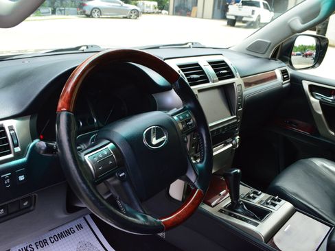 Used 2010 Lexus GX 460 Premium AWD/4WD image 16