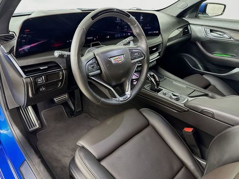 Used 2025 Cadillac CT5 V w/ Technology Package AWD/4WD image 10