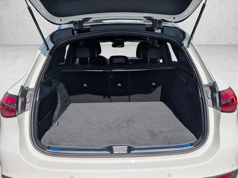 Used 2026 Mercedes-Benz GLC 300 4MATIC image 6