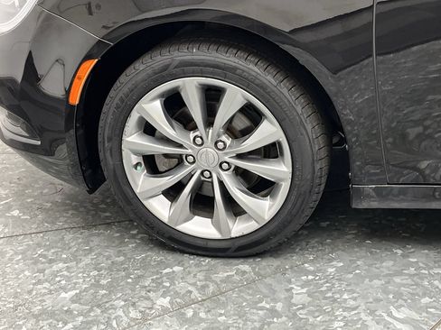 Used 2015 Chrysler 200 S FWD image 26