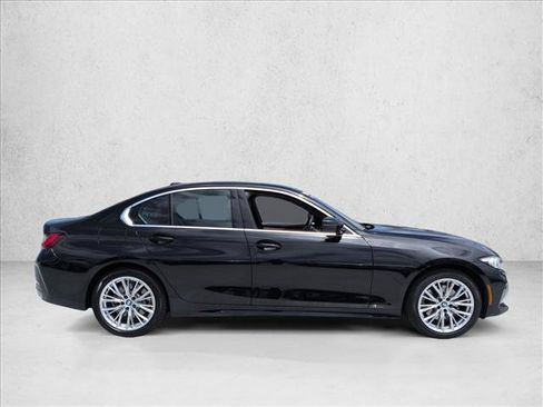 Used 2024 BMW 330i Sedan w/ Convenience Package RWD image 4