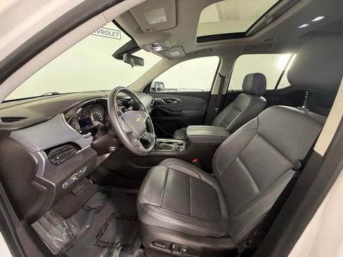 Used 2021 Chevrolet Traverse Premier w/ LPO, Floor Liner Package AWD/4WD image 14