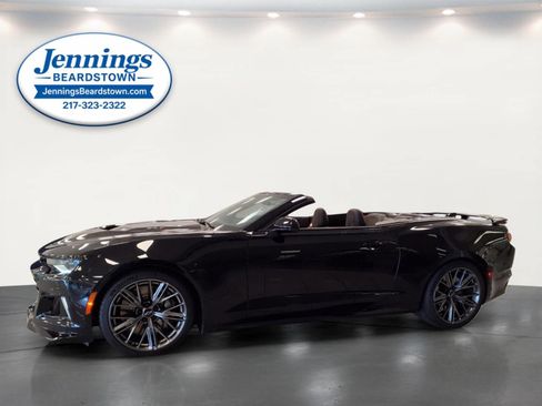 Used 2022 Chevrolet Camaro ZL1 RWD image 2