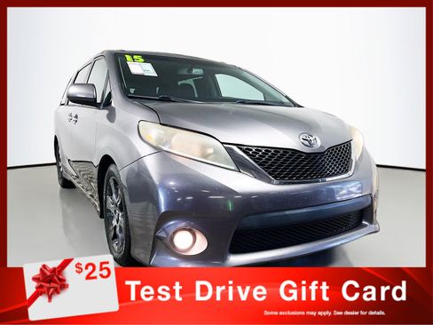Used 2015 Toyota Sienna SE w/ SE Preferred Package image 1