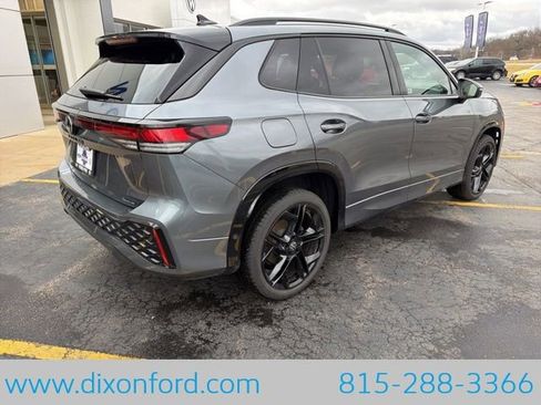 New 2025 Volkswagen Tiguan SE R-Line image 7