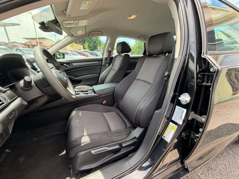 Used 2021 Honda Accord LX image 12