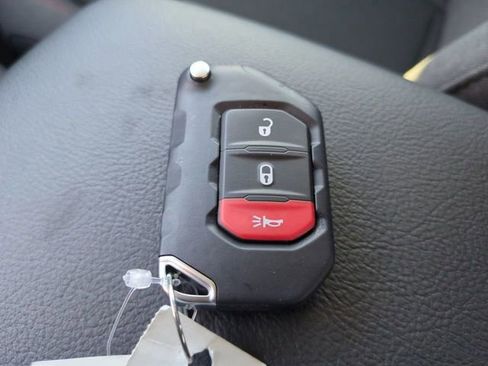 New 2026 Jeep Wrangler Unlimited Rubicon AWD/4WD image 27