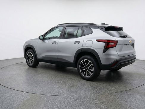 Used 2025 Chevrolet TrailBlazer LT image 6