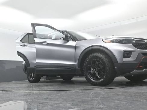 Certified 2024 Ford Explorer Timberline w/ Timberline Technology Package AWD/4WD image 30