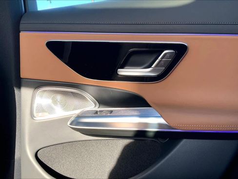 New 2026 Mercedes-Benz E 53 AMG e 4MATIC Sedan image 23