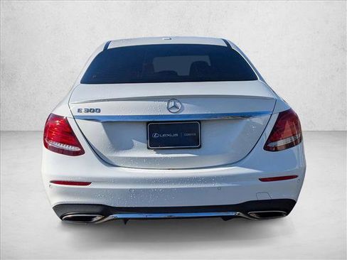 Used 2019 Mercedes-Benz E 300 image 7