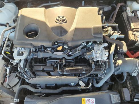 Used 2024 Toyota Camry LE image 30