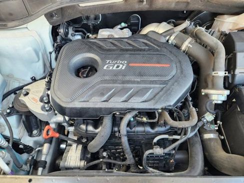 Used 2018 Hyundai Santa Fe Sport image 33