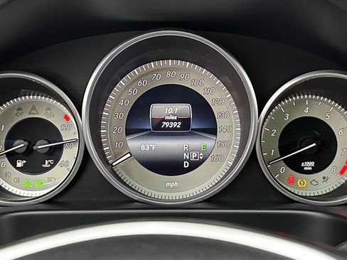 Used 2016 Mercedes-Benz E 350 Sedan w/ Premium Package image 17