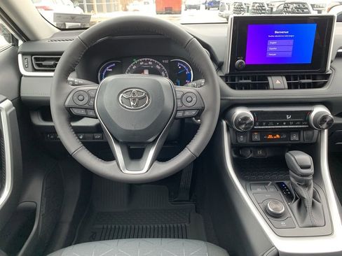 New 2025 Toyota RAV4 XLE image 16