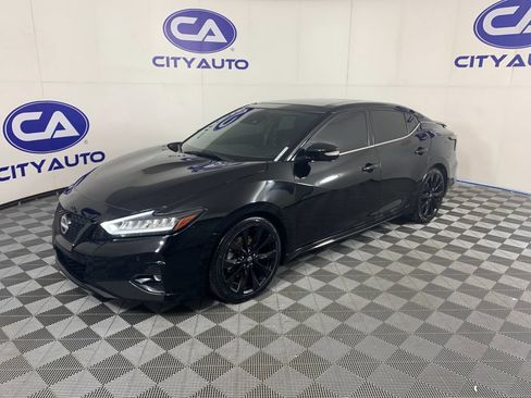 Used 2023 Nissan Maxima SR w/ Sport Mat Group FWD image 7