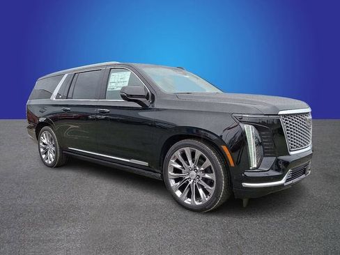 New 2026 Cadillac Escalade ESV Luxury w/ LPO, Radiant Package AWD/4WD image 3