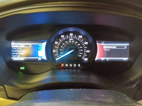 Used 2018 Ford Fusion SE w/ Fusion SE Technology Package FWD image 23