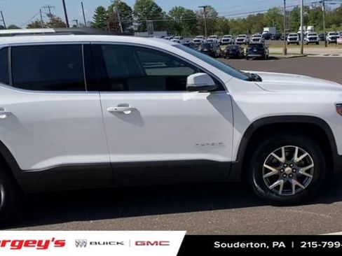 Used 2023 GMC Acadia SLT w/ Preferred Package FWD image 8